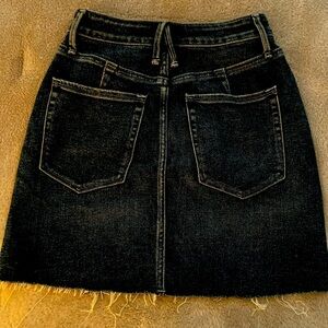 Good American denim skirt size 0/25